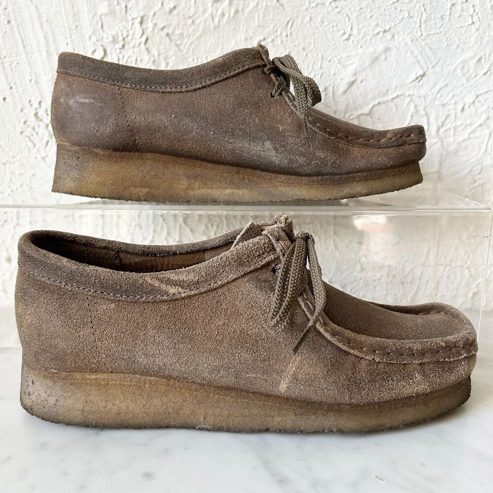Vintage Clarks Original Wallabees Suede Leather Crepe Sole - Womens' Size 7